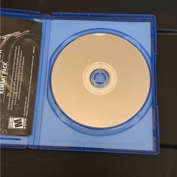 Mortal Kombat X - Sony PlayStation 4 (Rated M for Mature) Complete with Manual - Picture 3 of 5